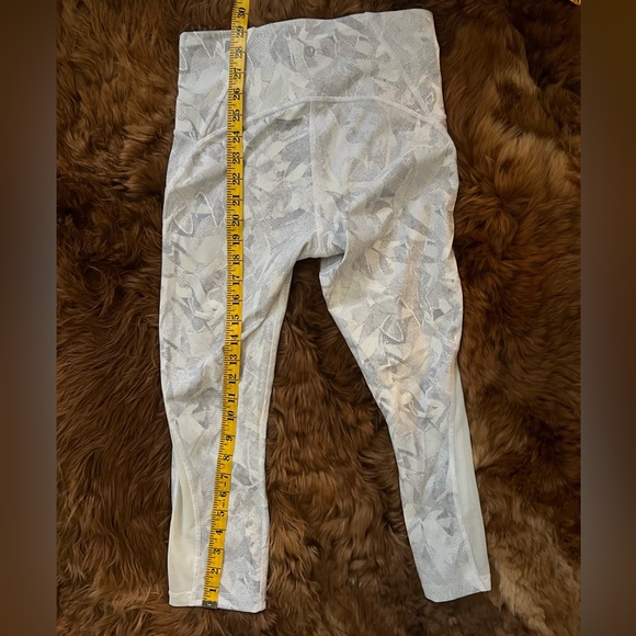 Lululemon leggings - Picture 5 of 8